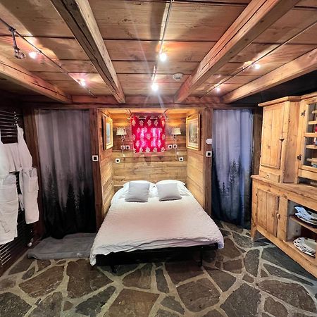Hotel Les Chalets De Philippe Avec Jacuzzis Privatifs Chamonix Luaran gambar