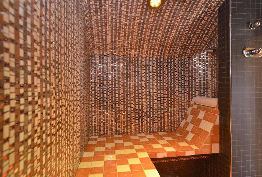 Hotel Les Chalets De Philippe Avec Jacuzzis Privatifs Chamonix Luaran gambar